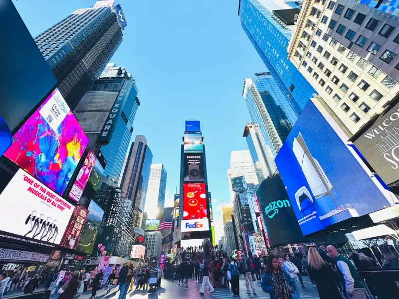 2025年工业控制设备智能化升级技术路线与选型要点
